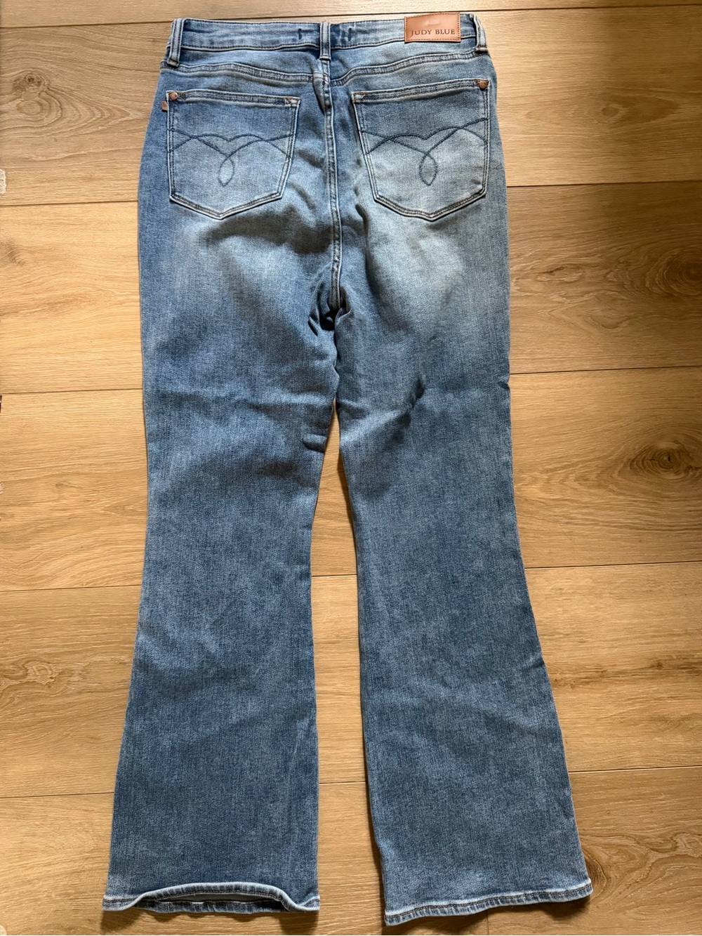 JUDY BLUE High Waist Tummy Control Back Pocket Embroidery Bootcut Jeans NWOT - Picture 3 of 9
